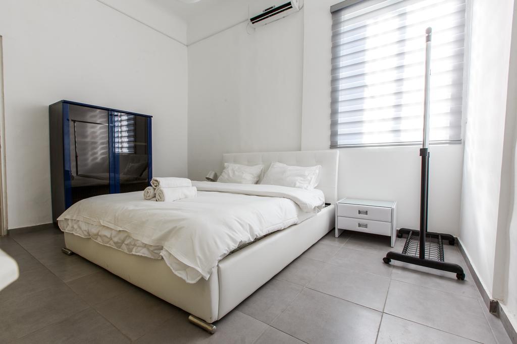 Designed Beach Apartments Tel Aviv Room photo